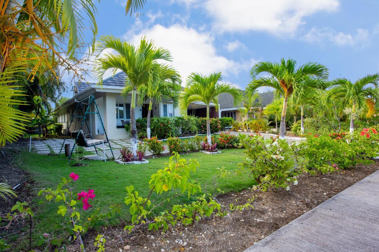 Nature'S Choice Home Richmond Palms, Jamaica ภายนอก รูปภาพ
