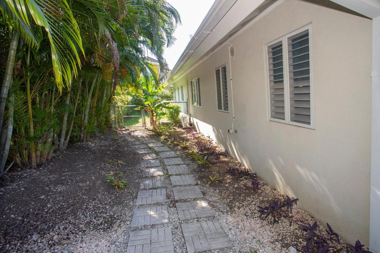 Nature'S Choice Home Richmond Palms, Jamaica ภายนอก รูปภาพ